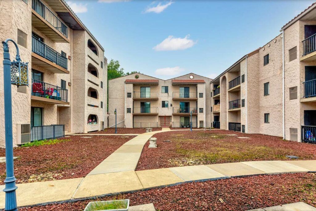 Place Seville Apartments