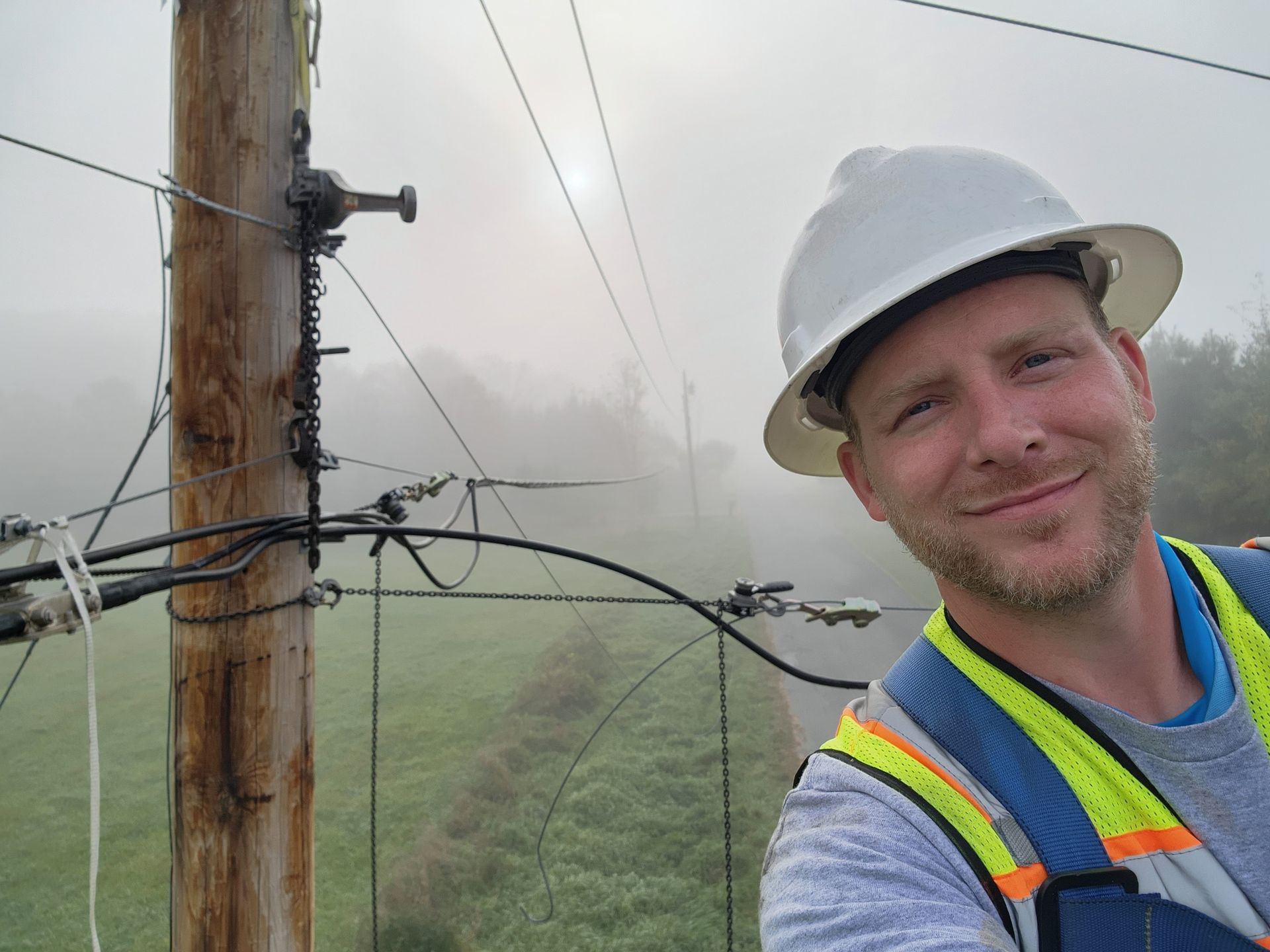 Pole inspection crew ensuring compliance with safety regulations in Oregon