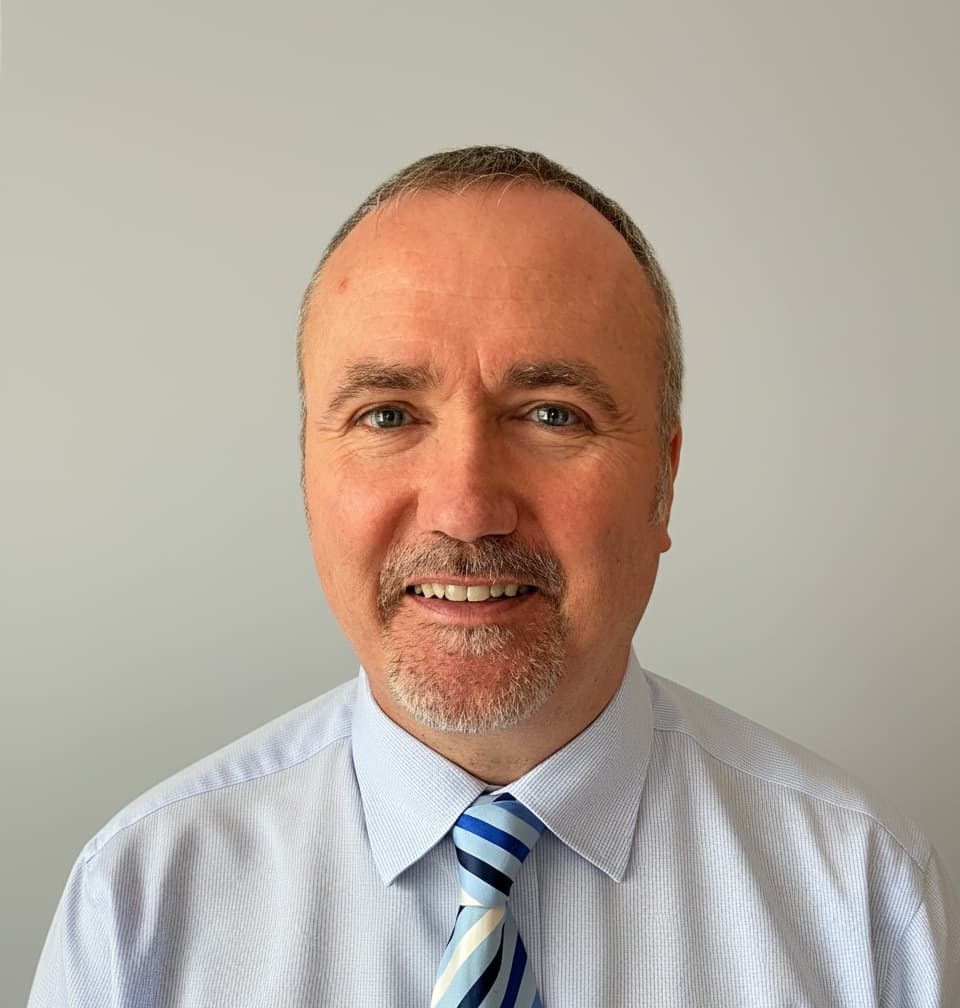 Professional headshot of Nigel Straney, an expert online Chemistry tutor and A-Level examiner.