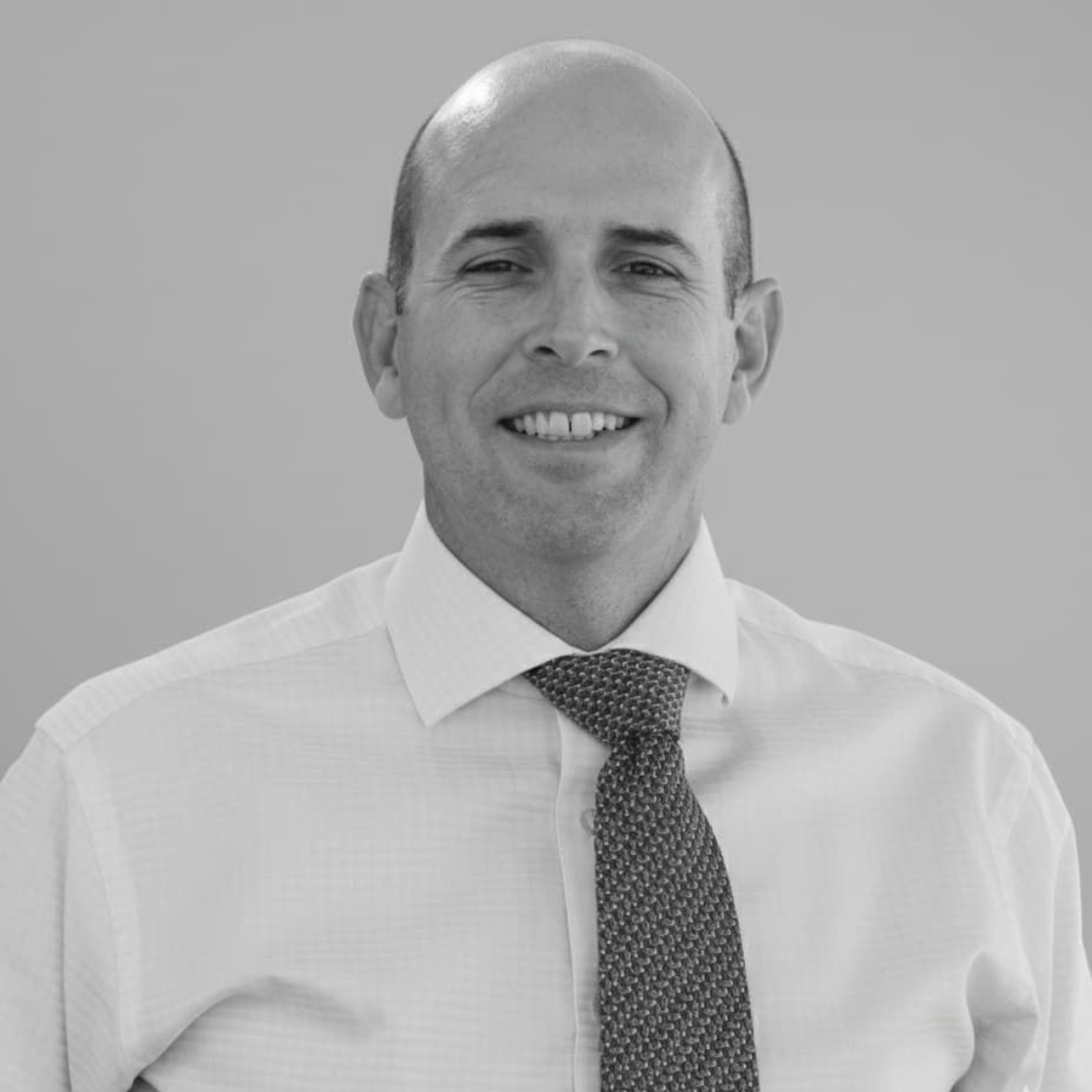 Professional headshot of Phil McComish, an expert Physics tutor recommended by Simply Chemistry.