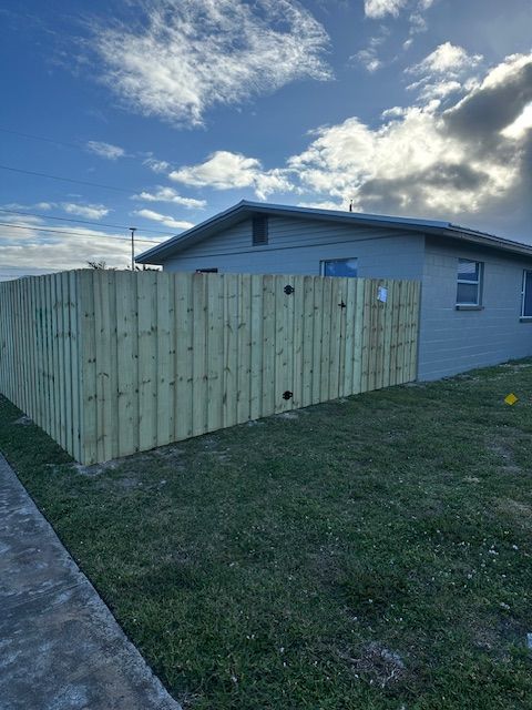 Privacy fence