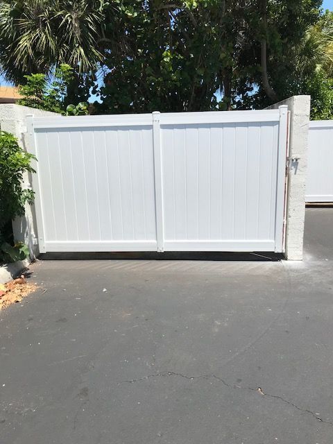 Durable fencing solution