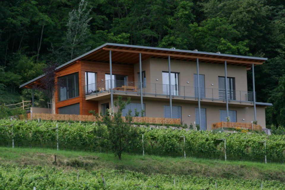 Villa familiare con rivestimento in legno