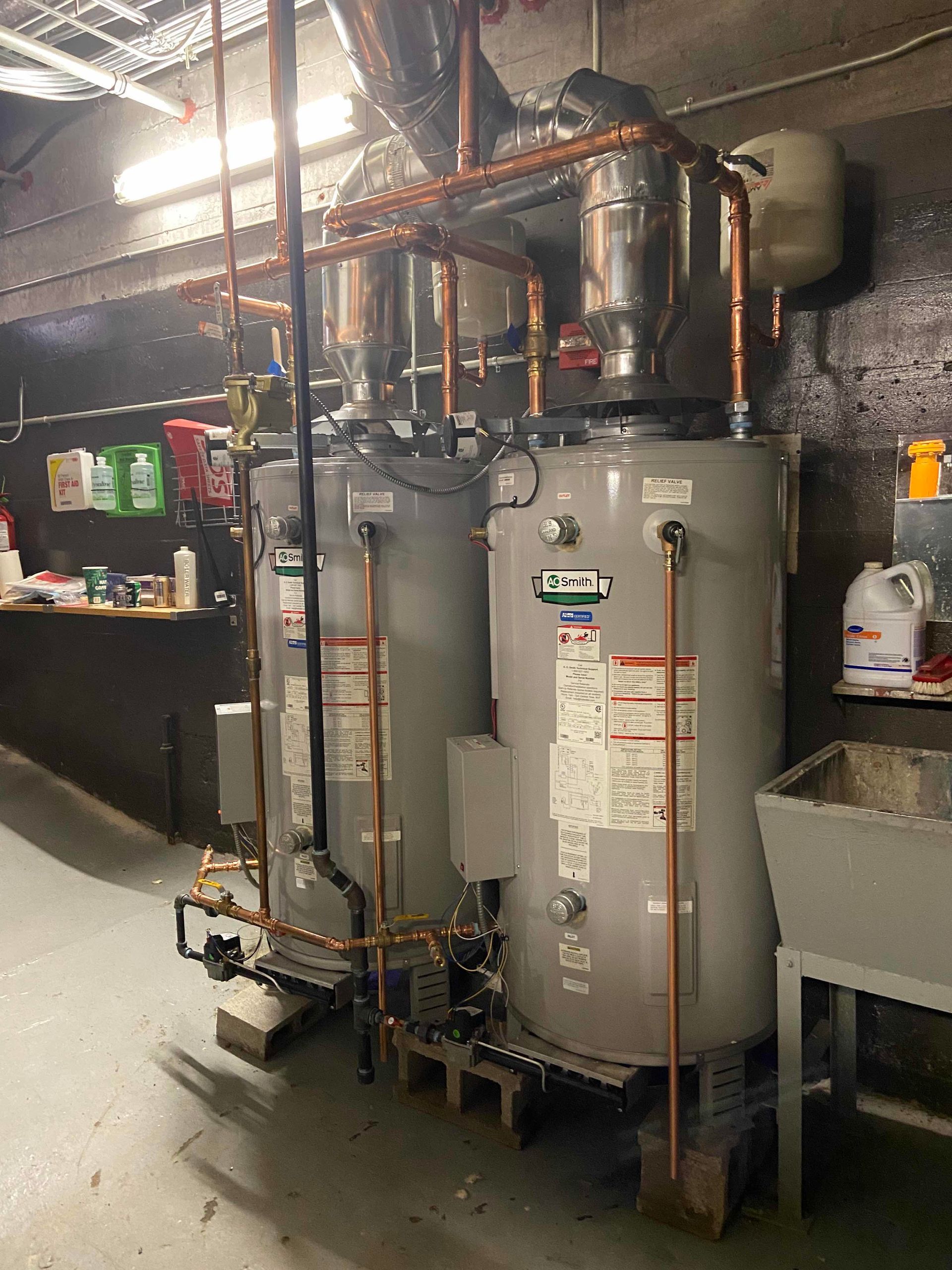Commercial Water Heaters Installed on Cylinder Blocks