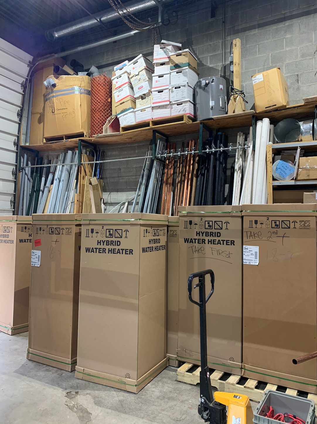 Proper shipping for hybrid heat pump water heater on pallets