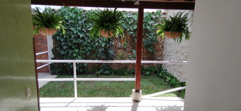 HOGAR GERIÁTRICO FLOR DE LA VIDA