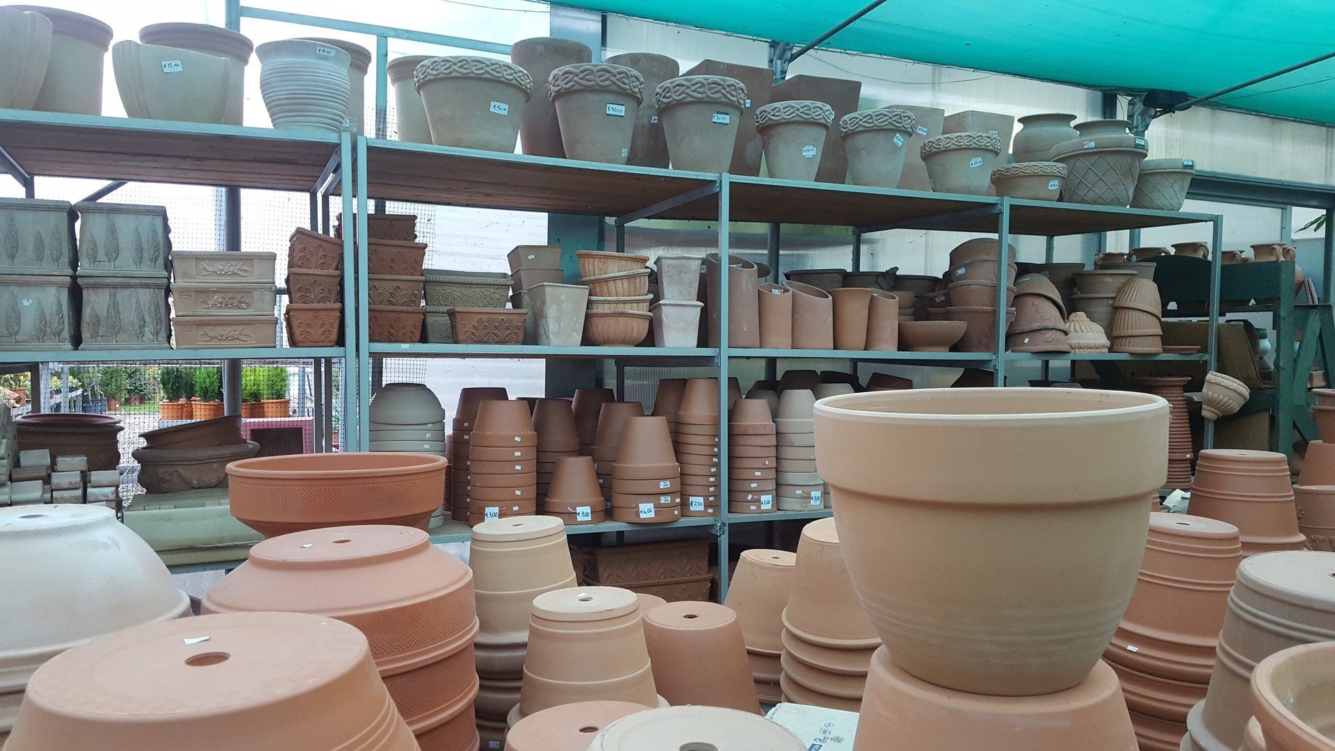 fioriere in coccio e ceramica