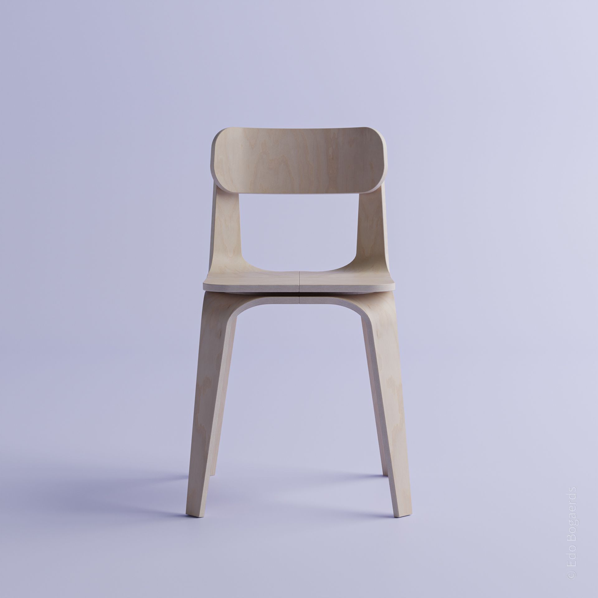 Een houten stoel staat op een paarse ondergrond.