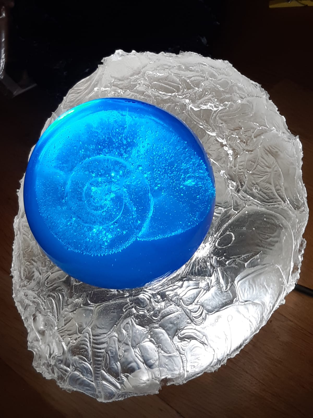 Between existance and non existance (unique)