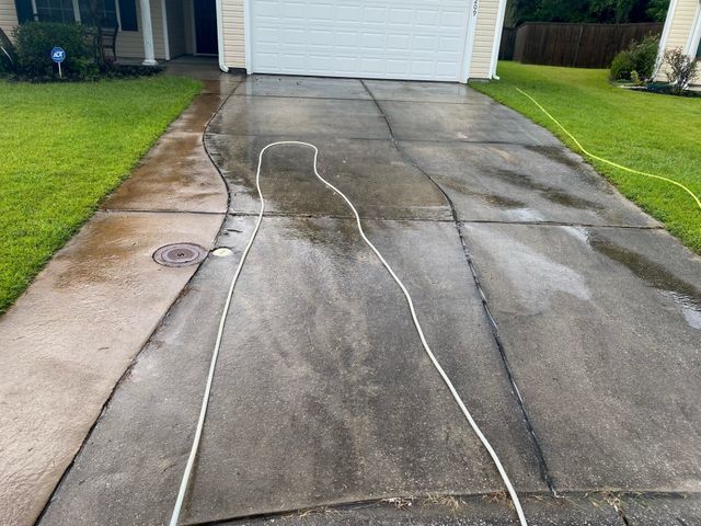 Exterior Cleaning Professionals - Roof Cleaning, Pressure Washing