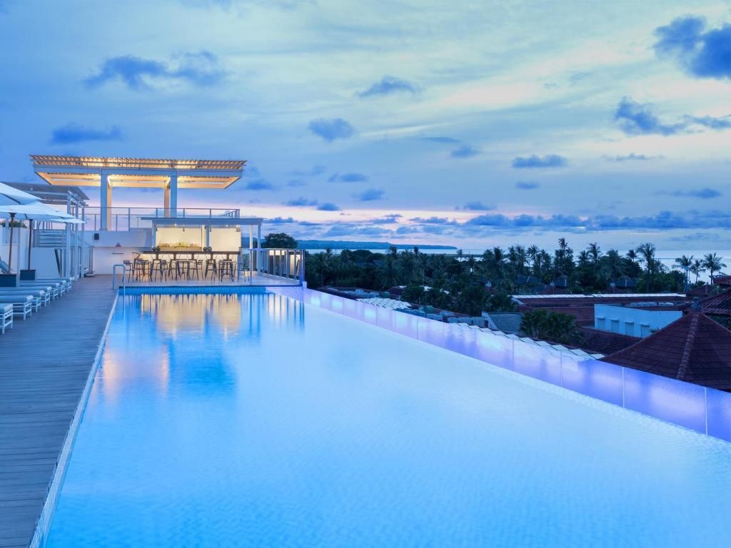 4* Bali Beach Break