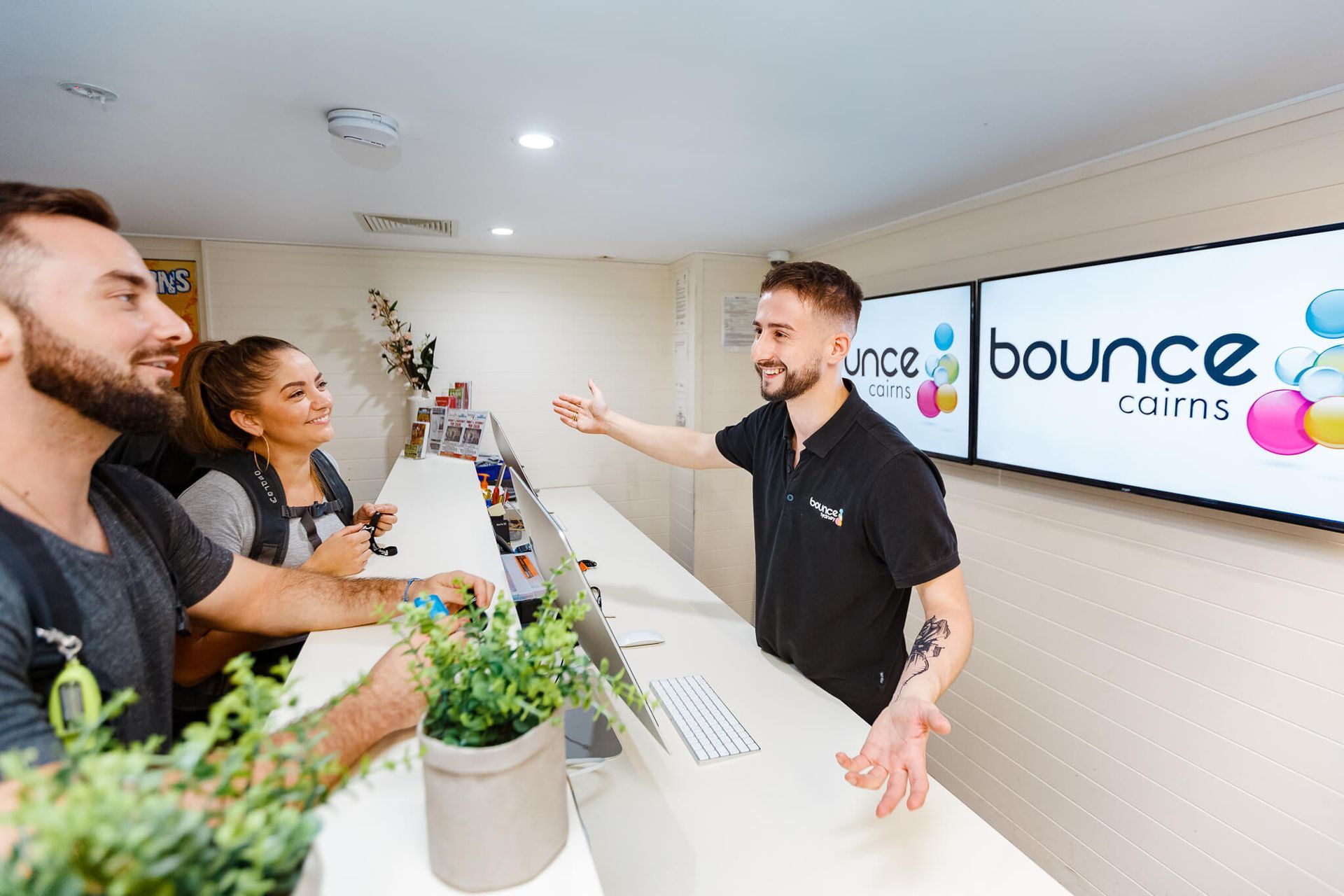 WELCOME TO BOUNCE CAIRNS