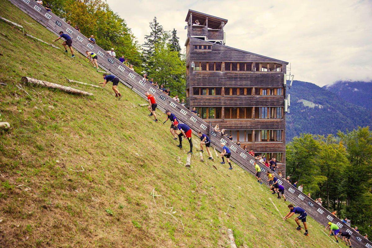 Vertical kilometer run na Letalnico
