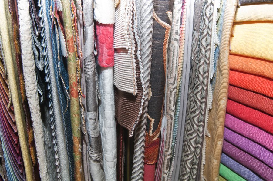 tessuti per lavorazioni di tappezzeria artigianali per tendaggi e sedute