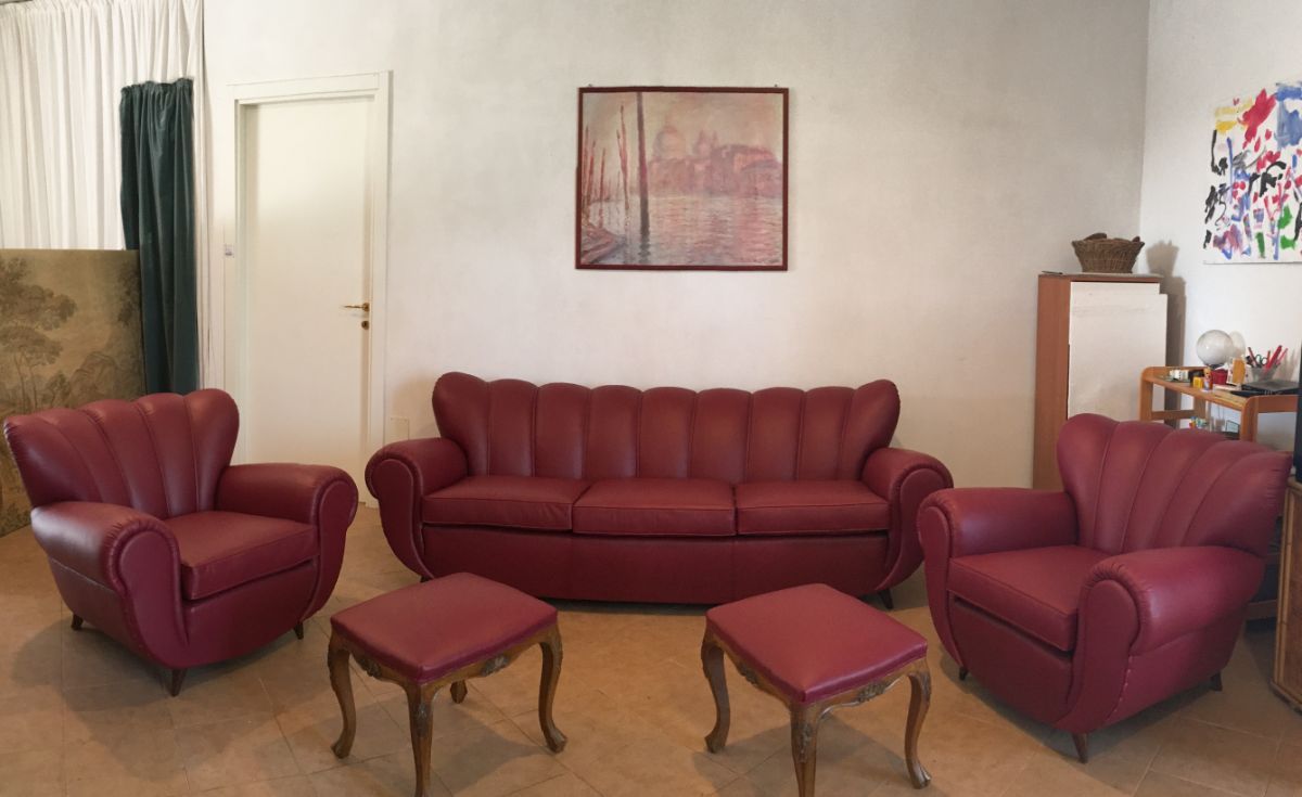 divano e sedute in tessuto