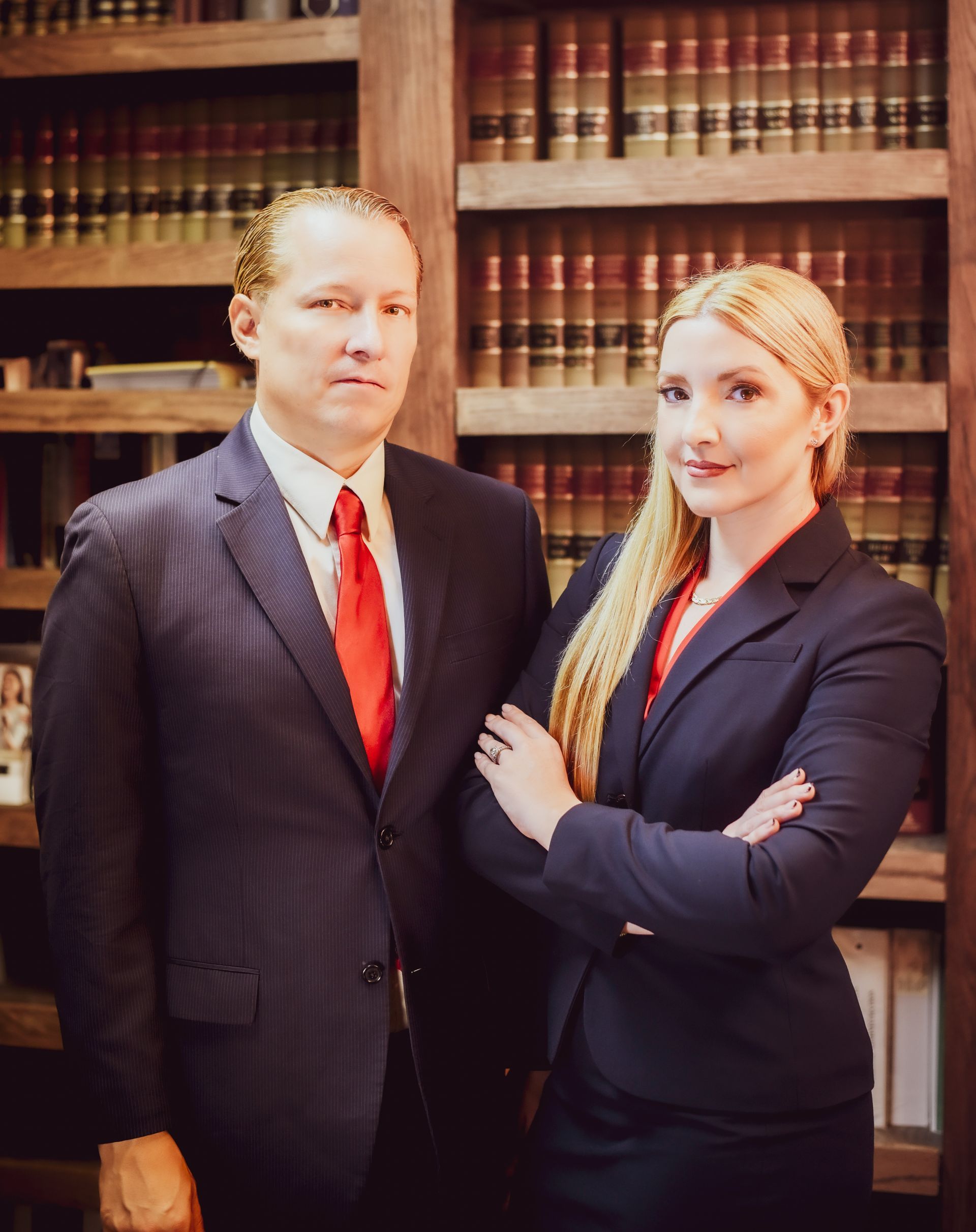 Bankruptcy Lawyer Abogado de Bancarrota Veronica Batt y Adrian Lynn Fort Myers Naples Cape Coral Lehigh Acres Miami 