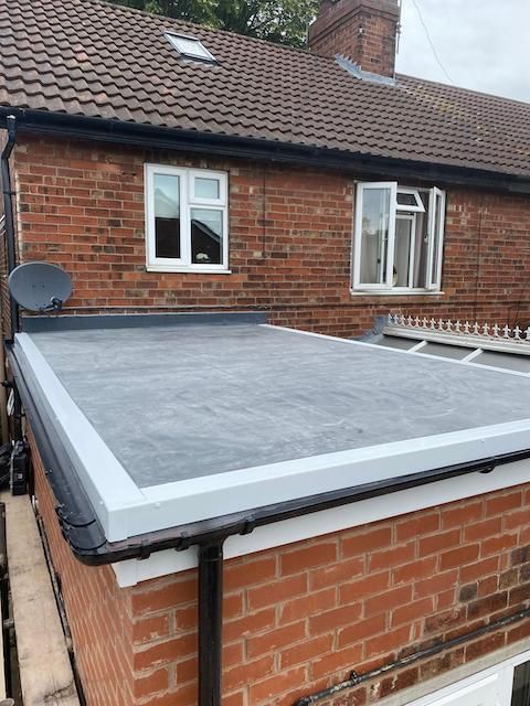 Flat Roof Specialists: E.Riding & Humber Roofing