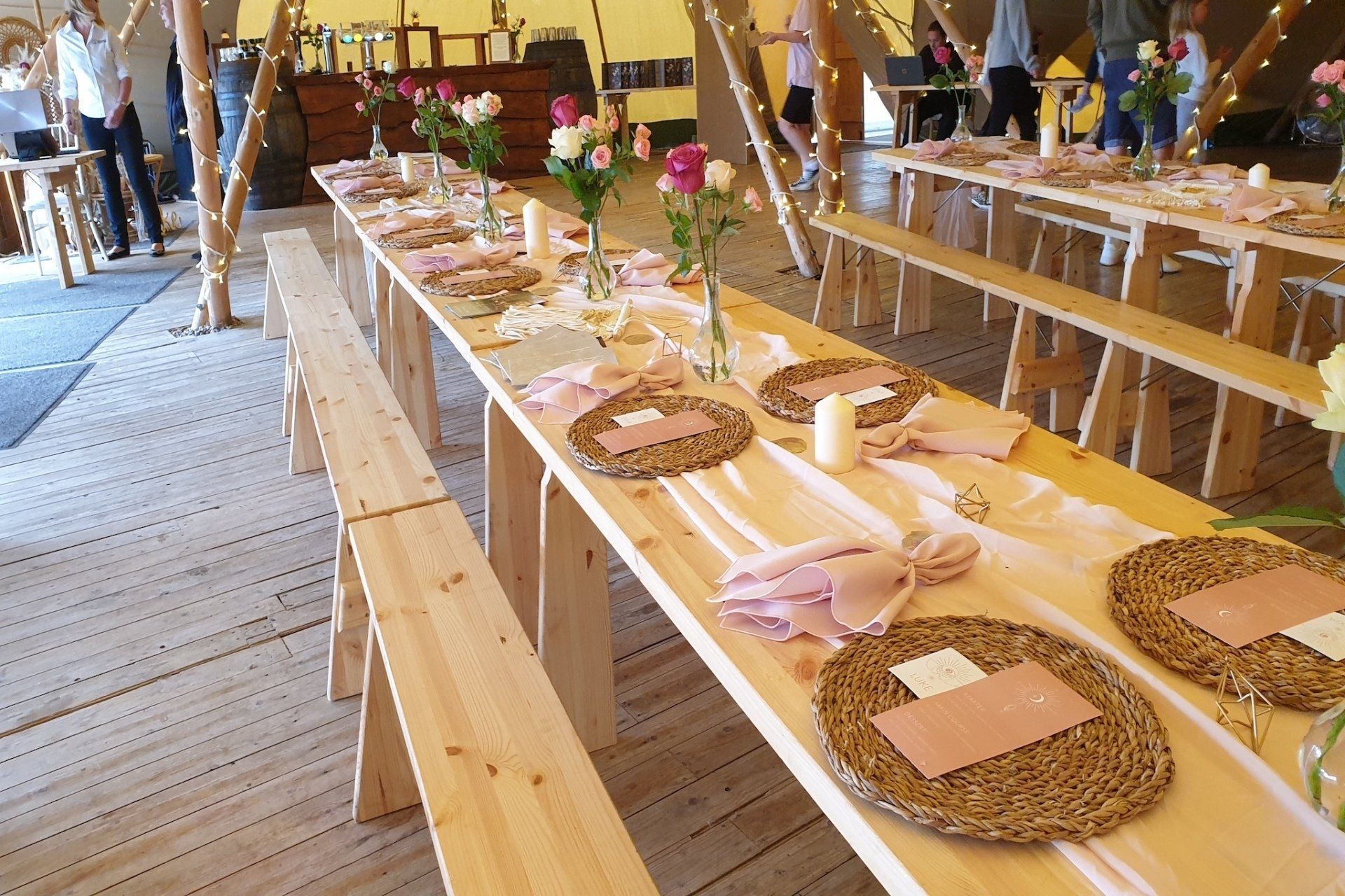 Simple wedding table set up