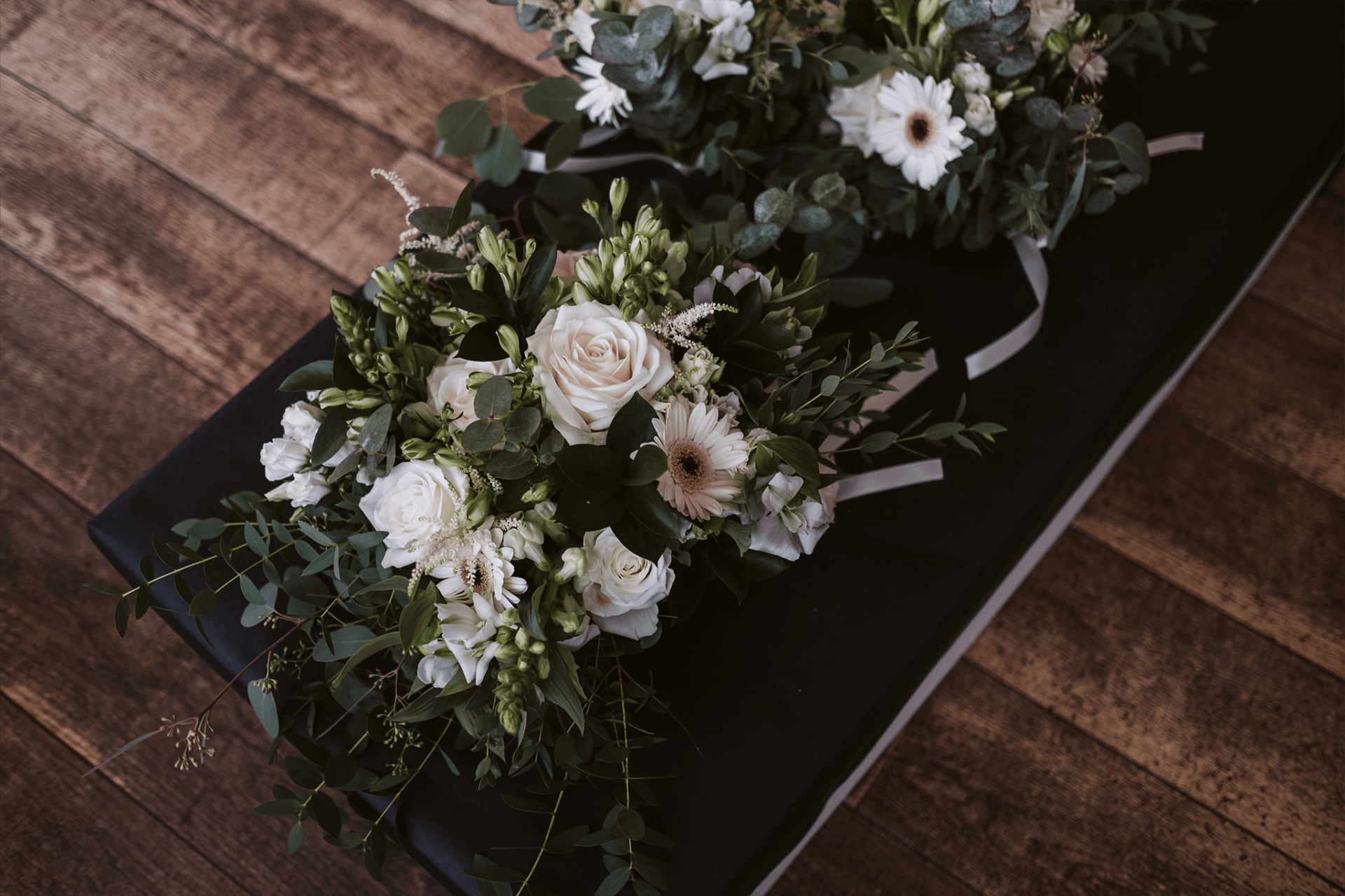 White and green wedding bouquets