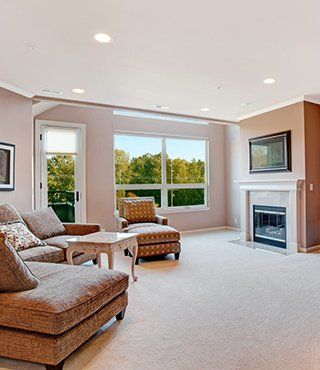 Living Room Carpet — Living Room With Beautiful Floor — in Woodburn, OR
