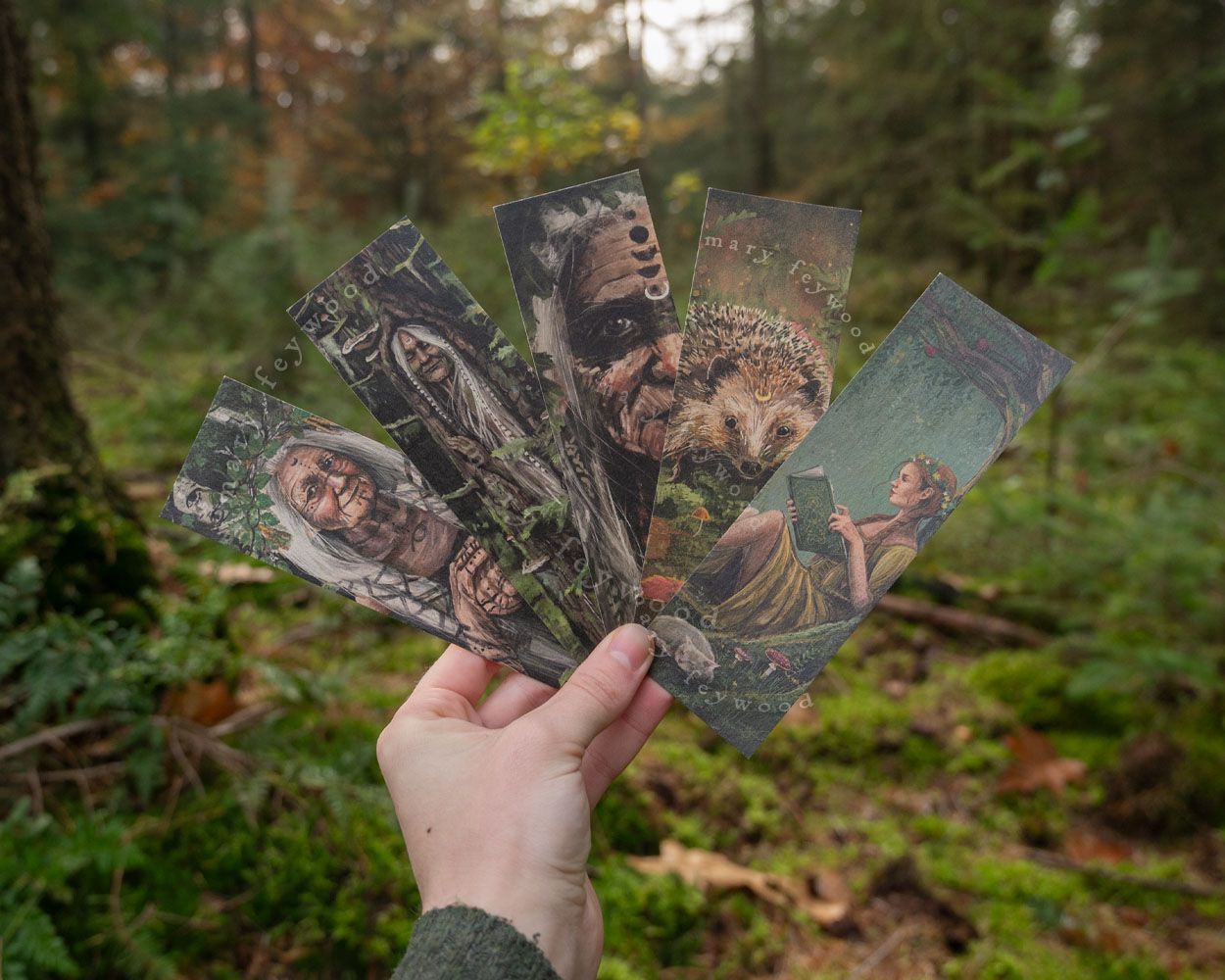 Bookmark Set - Reading in the woods