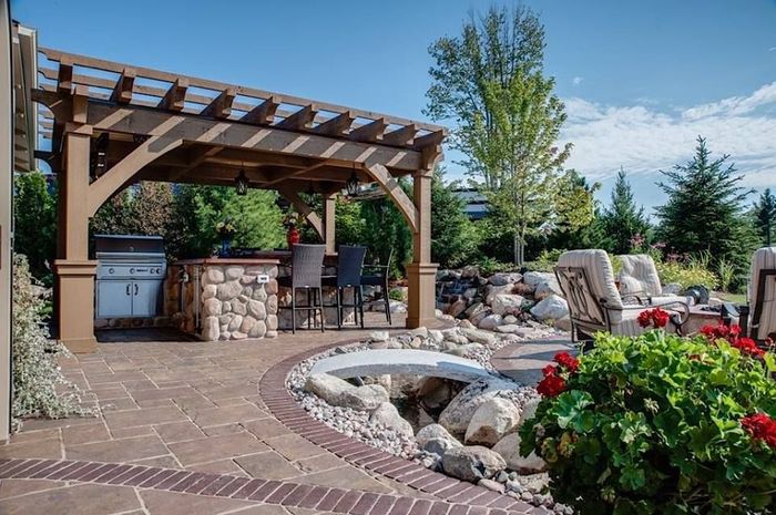 LANDSCAPING SERVICES PEORIA IL