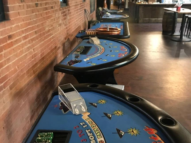 3 Tips for Hosting the Perfect Casino-Themed Party - All-Star Entertainment