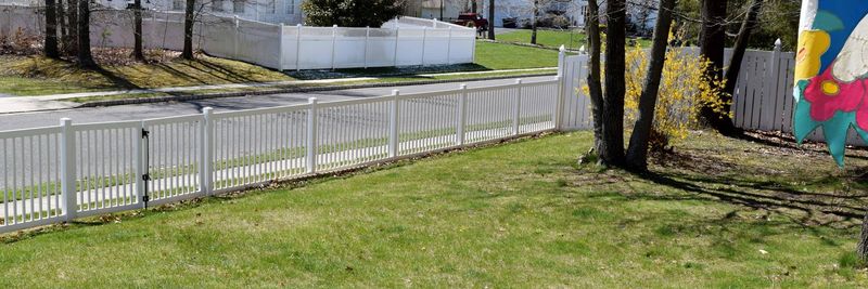 Lakeland fence installation services