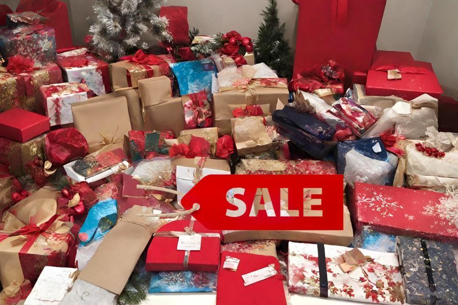 holiday sale junk