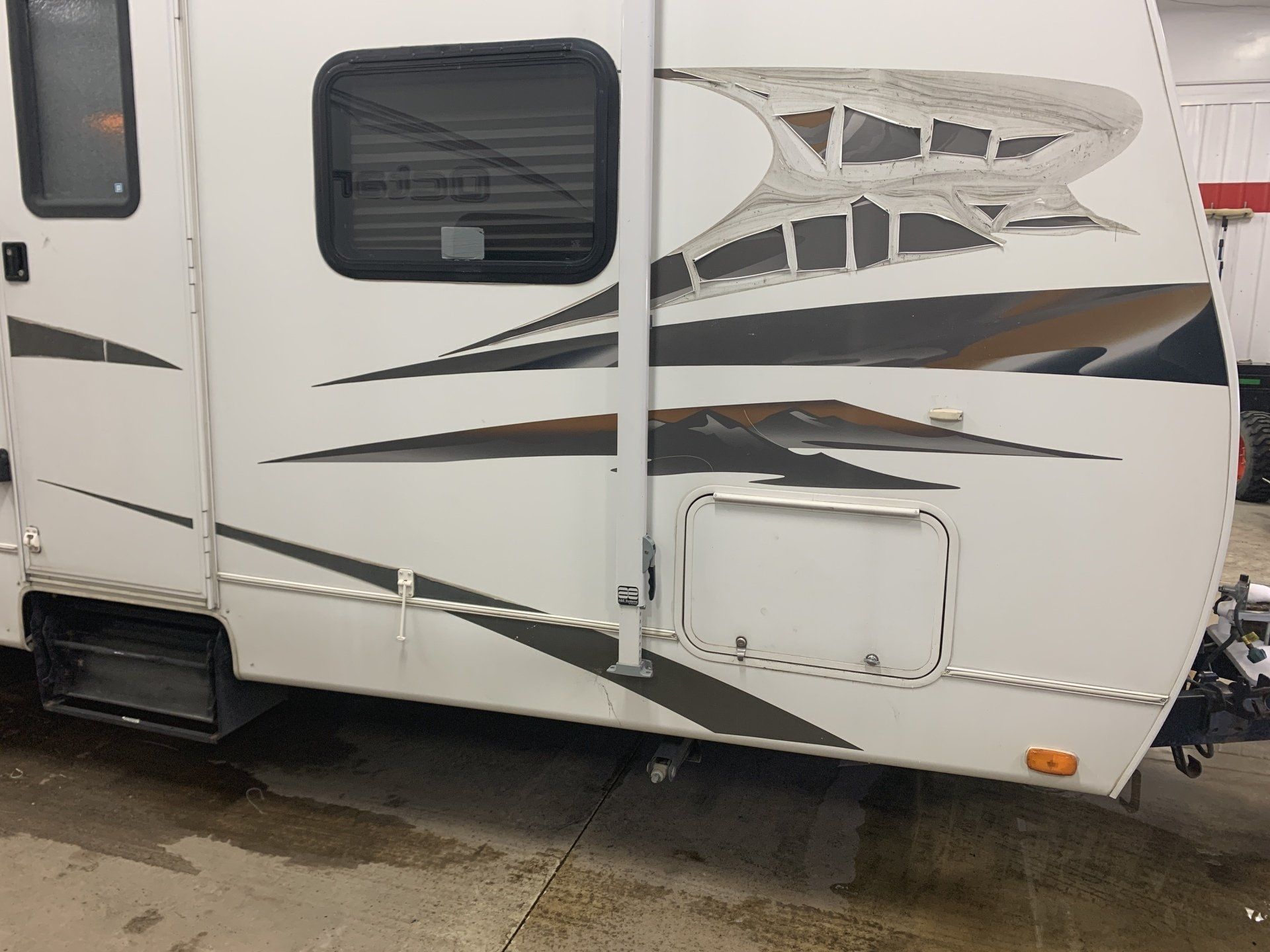 2020 - Alberta's Worst RV Decal Contest - Grand Prize Winner - Before & After - Pic 17