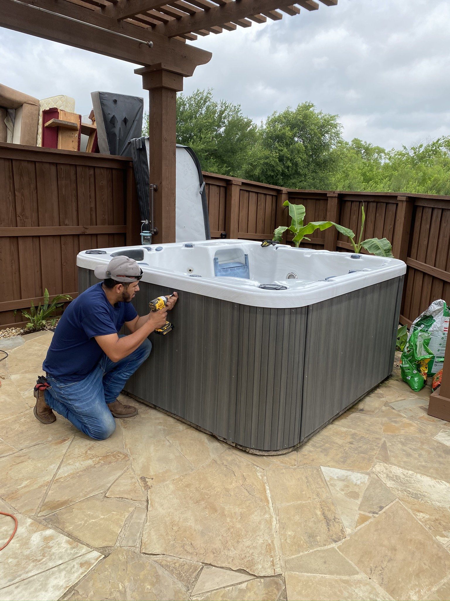 Hot tub removal services Dallas, TX