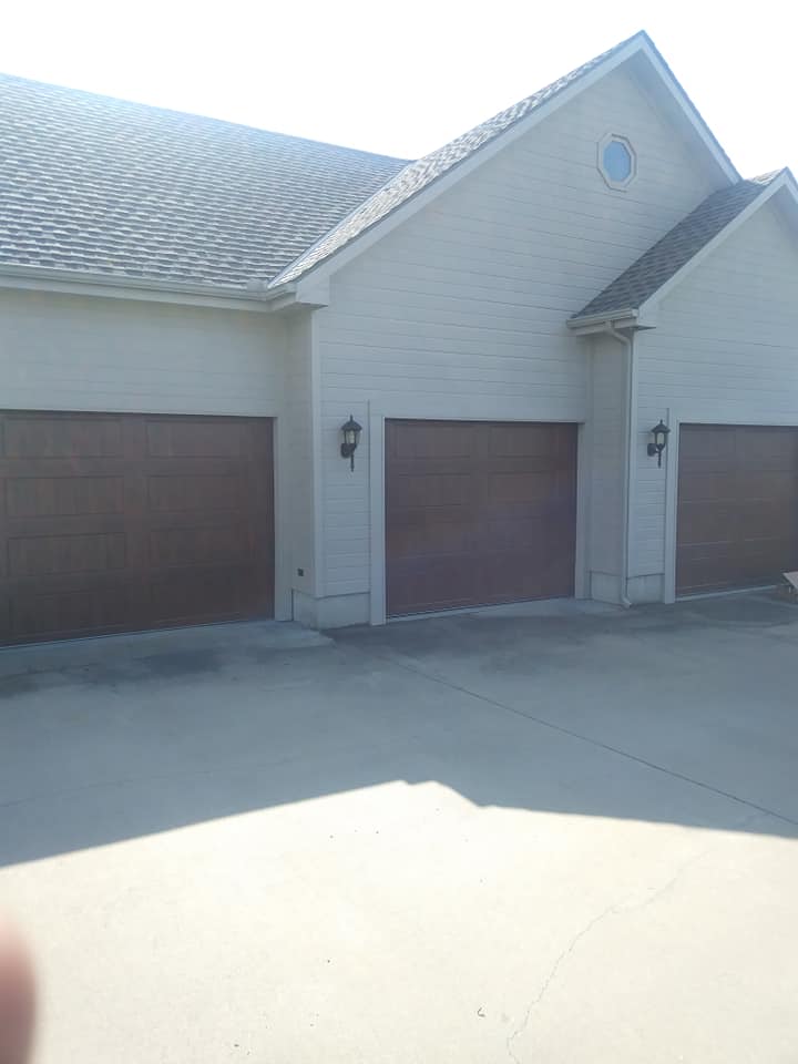 Installations Shawnee, KS Goodwin Garage Door, LLC.
