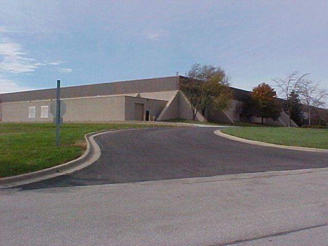 Driveways — Paving Service in Kansas City, MO