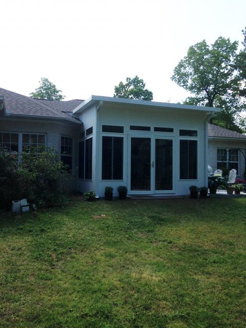 SUNROOM 18' X 22' WITH 10' WALLS 3 INCH INSULATED, PINE BLUFF, AR.