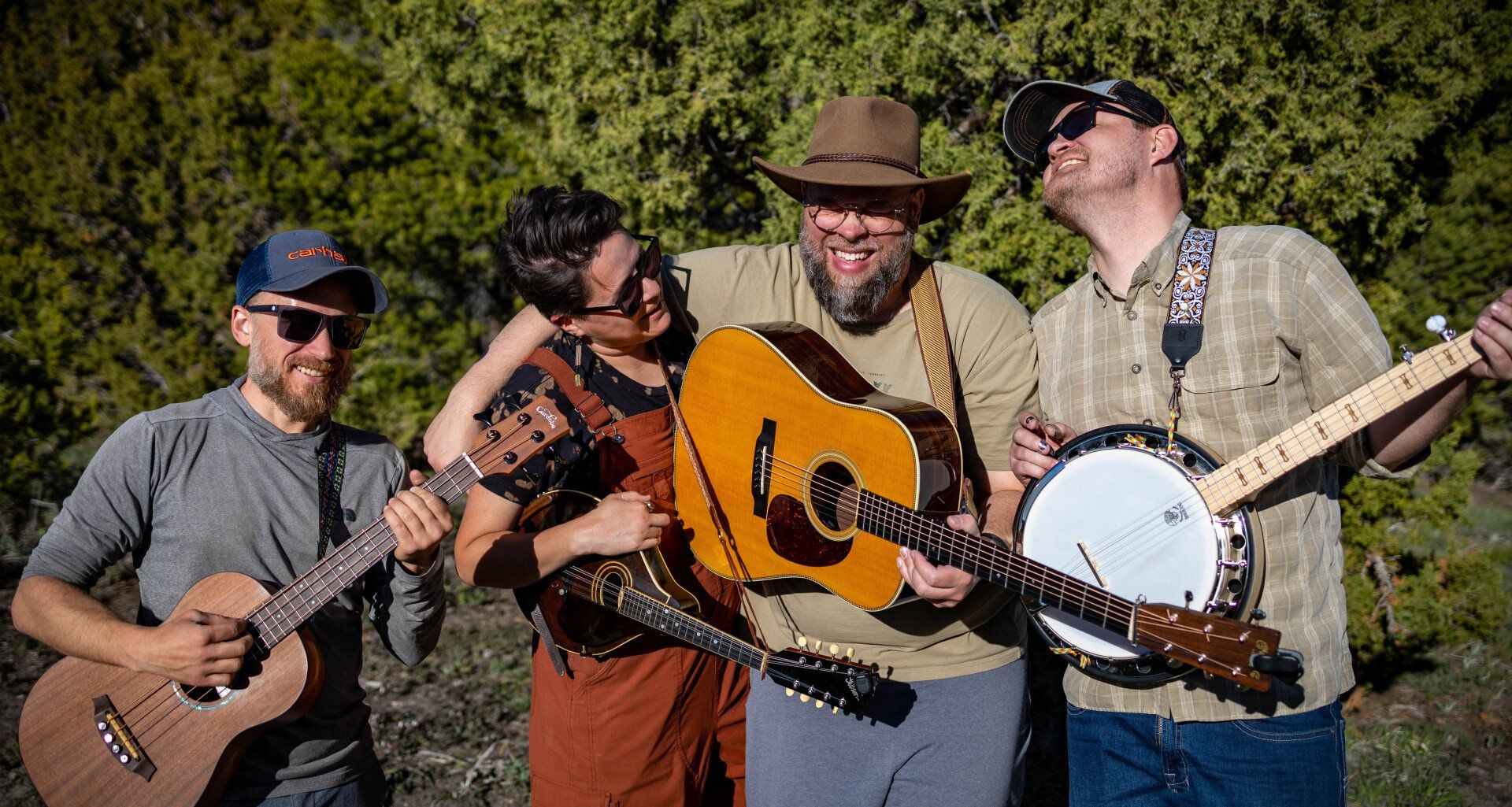 Mountaintop Sound performing live Americana, bluegrass, and jamgrass in Southern Oregon