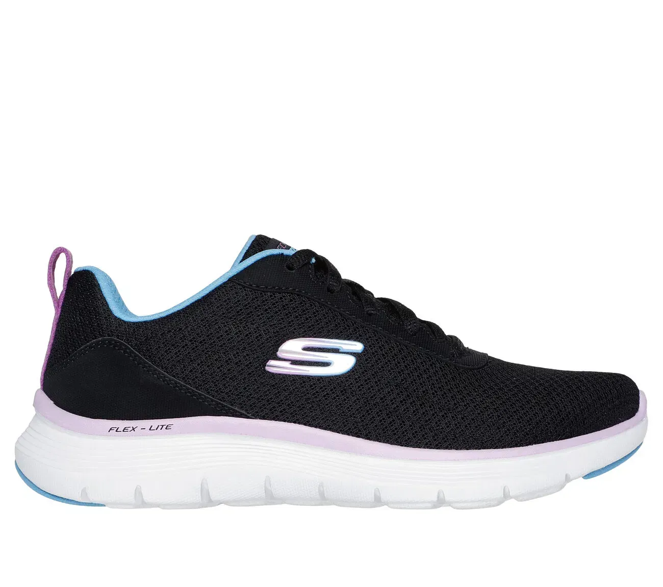 Zapatilla deportiva Skechers negra con detalles en azul claro y morado.