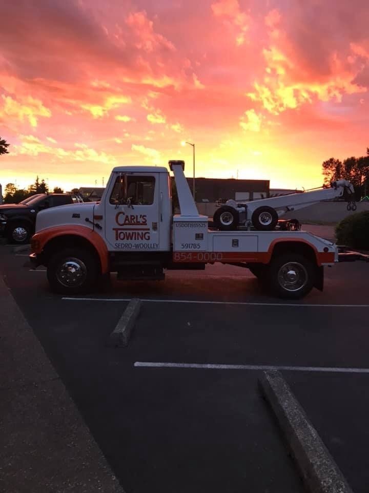 Tow Truck In The Afternoon — Sedro Woolley, WA — Carl's Towing