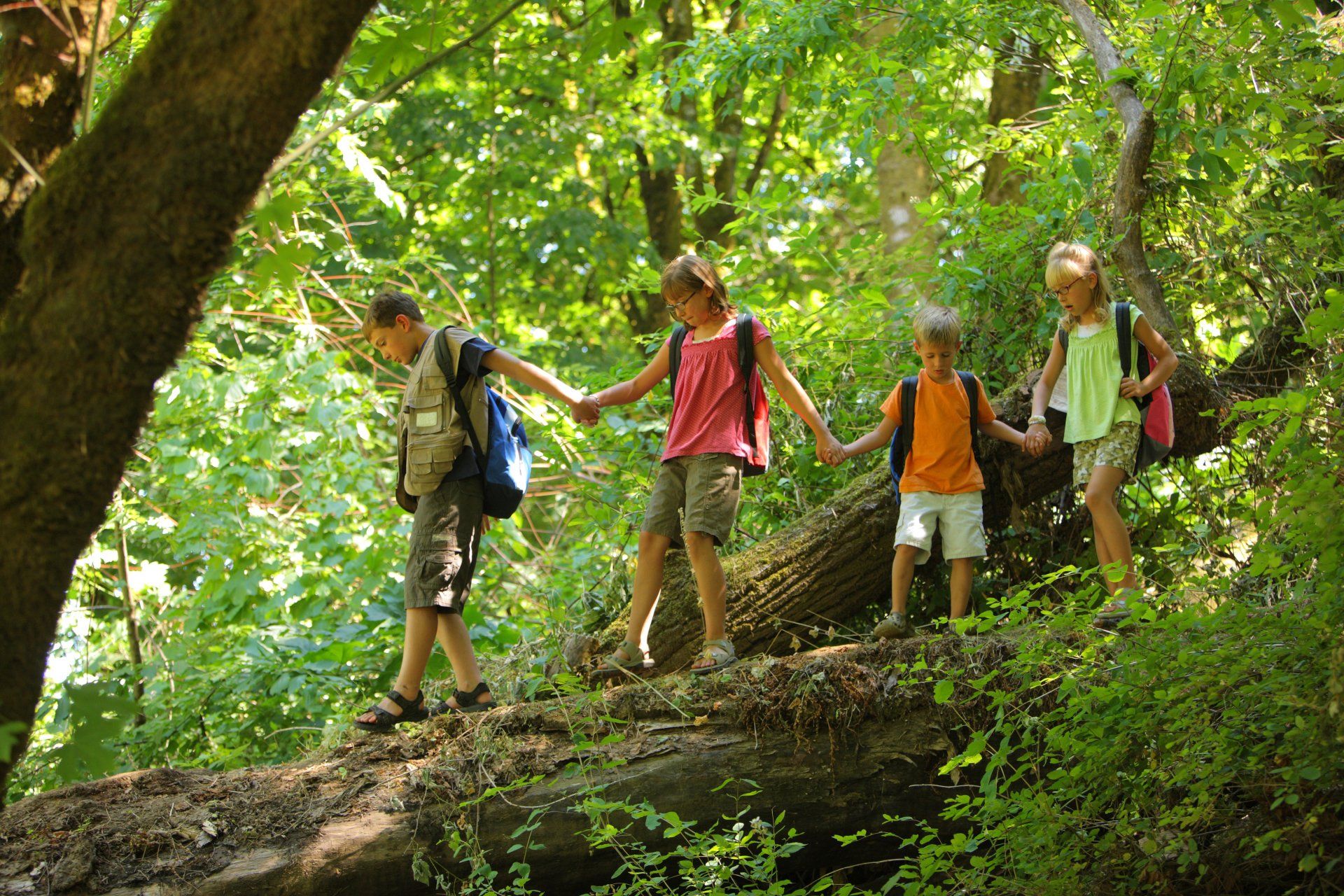 outdoor summer camps for kids