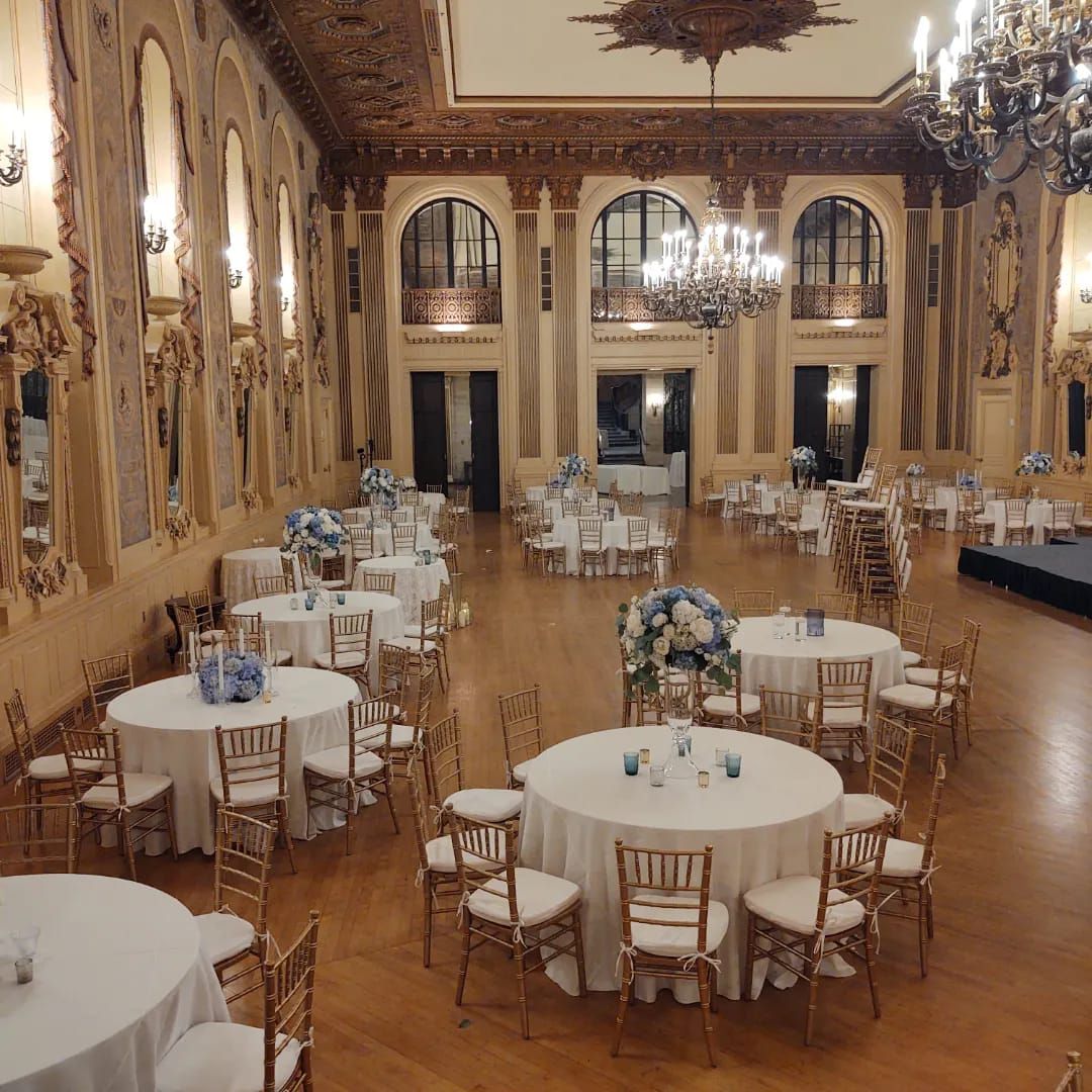 Sweet Peas of Jennersville | Florist | West Grove, PA |Reception Decor