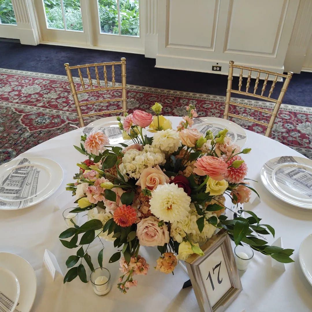 Sweet Peas of Jennersville | Florist | West Grove, PA |Reception Decor