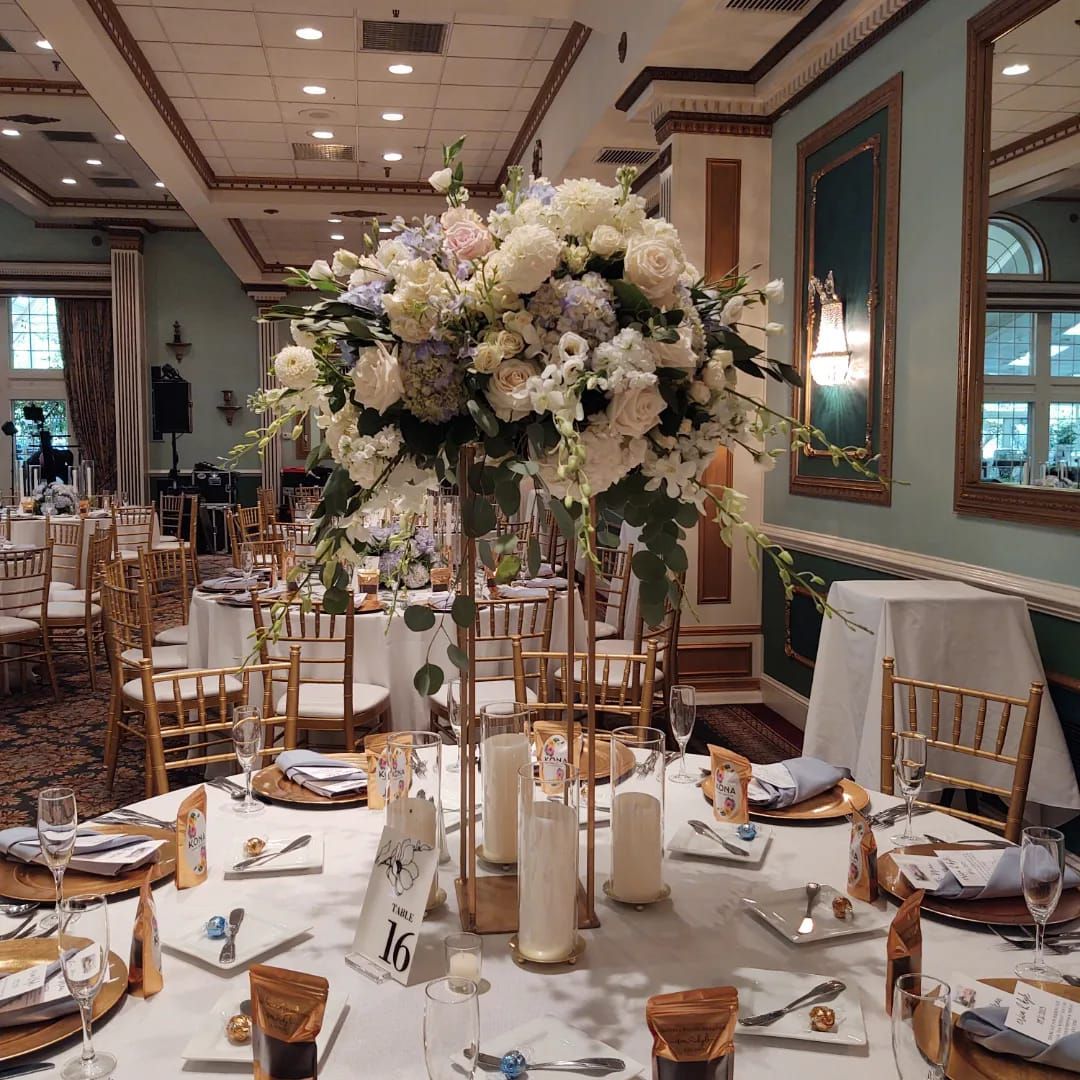 Sweet Peas of Jennersville | Florist | West Grove, PA |Reception Decor