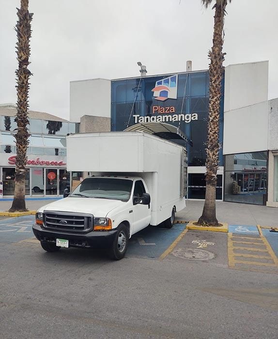 TRANSPORTES Y MUDANZAS URESTI