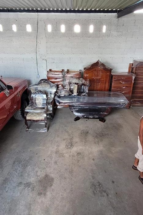 TRANSPORTES Y MUDANZAS URESTI