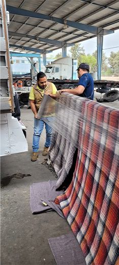 TRANSPORTES Y MUDANZAS URESTI