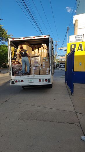 TRANSPORTES Y MUDANZAS URESTI