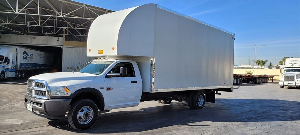 TRANSPORTES Y MUDANZAS URESTI