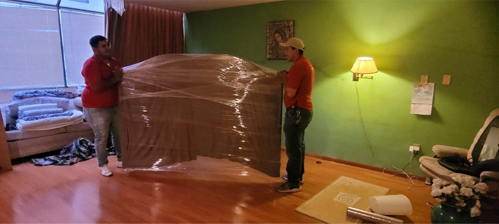 TRANSPORTES Y MUDANZAS URESTI