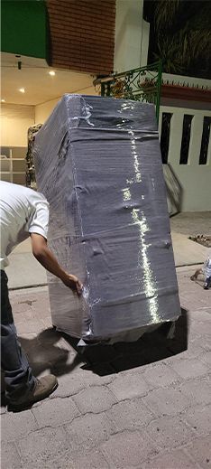 TRANSPORTES Y MUDANZAS URESTI