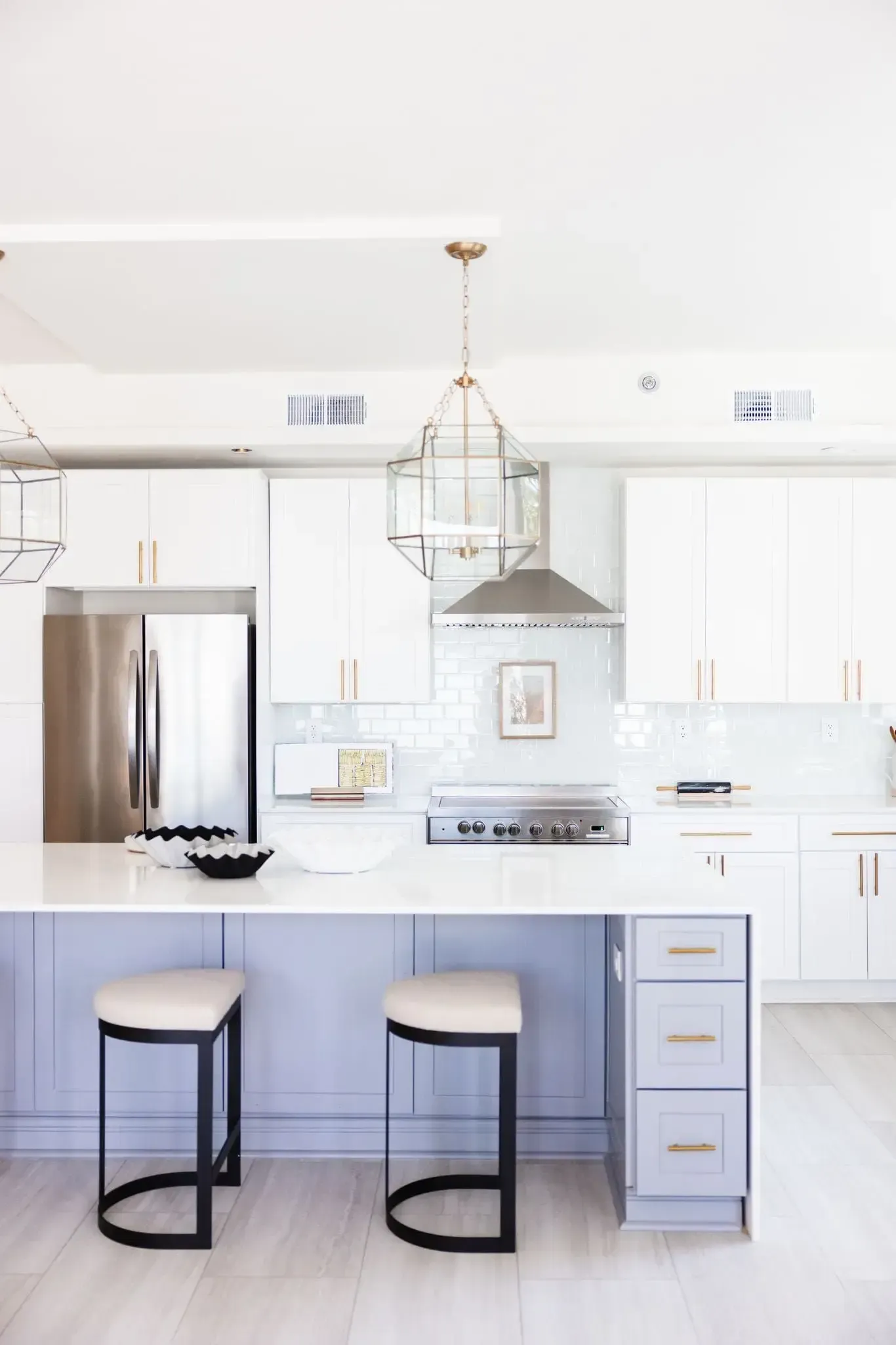 Kitchen Bar at Ilion Apartments Marietta, GA.