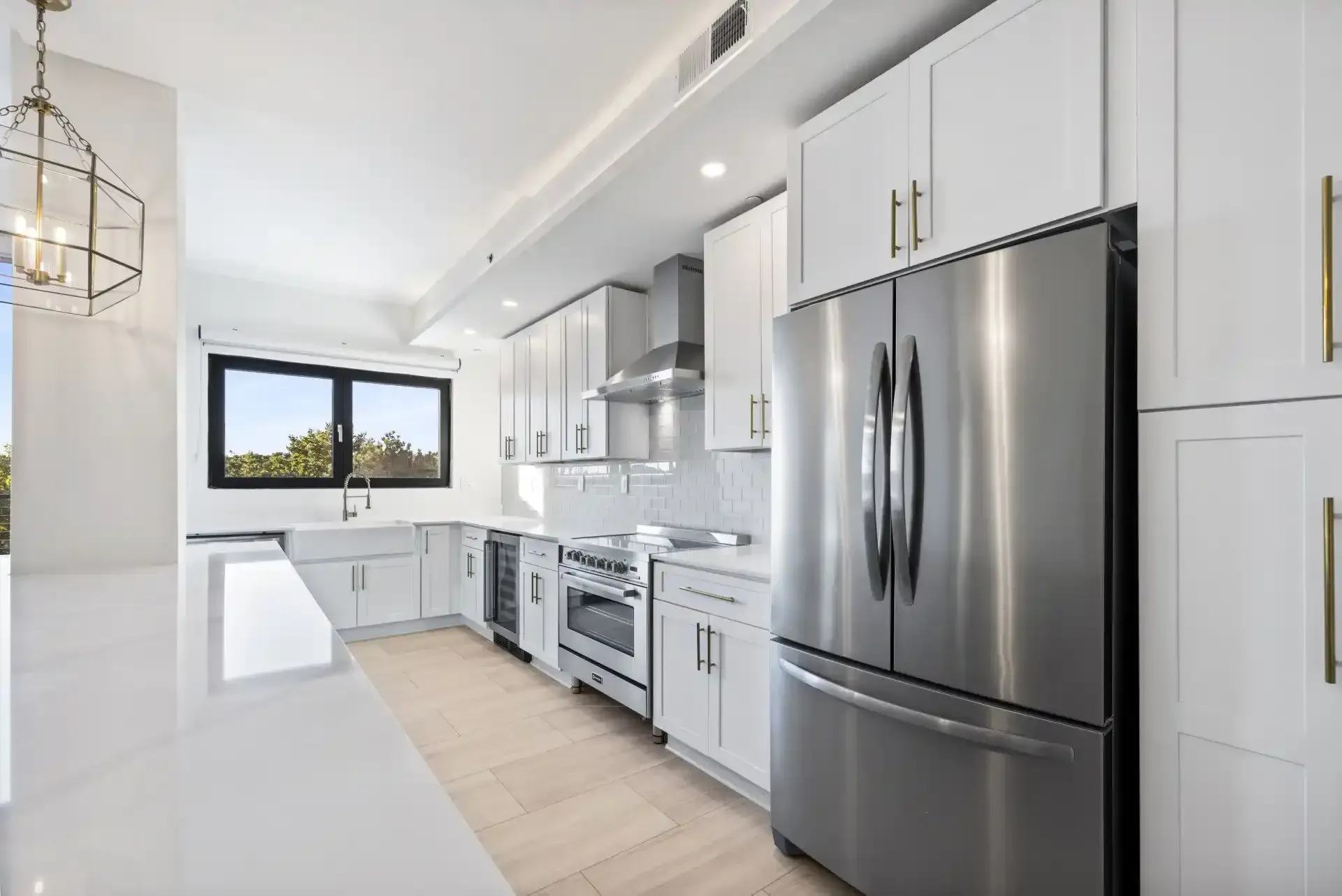 Spacious penthouse kitchen at Ilion Apartments in Marietta, GA.